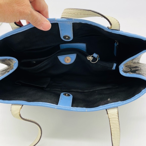 Multi-colored/patterned- Large Coach one pocketed tote bag- - Picture 4 of 6